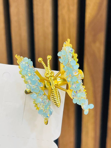 فلزی ومتحرک