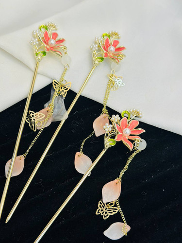 کانزاشی گل آویز دار