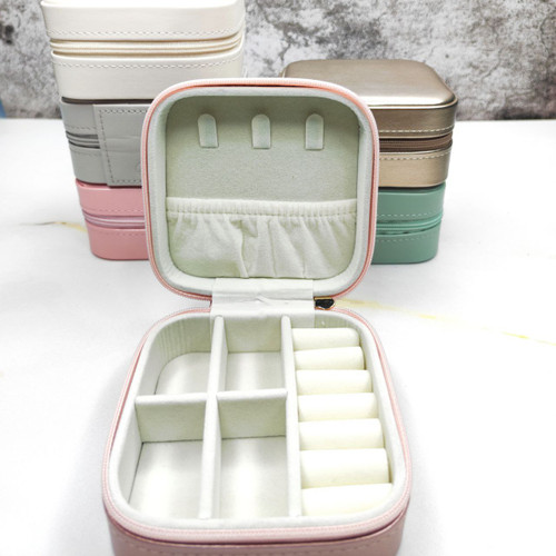 جعبه جواهر مسافرتی